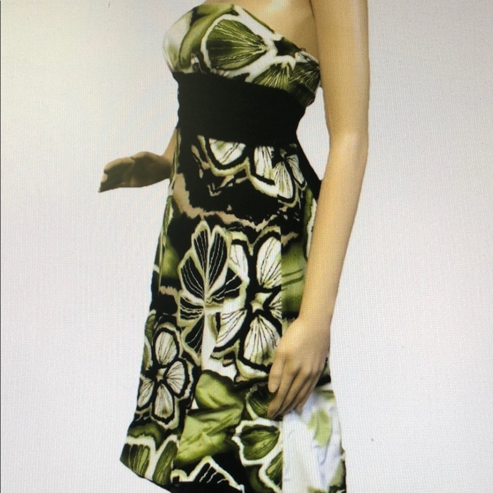Floral Strapless Dress in Green and Black